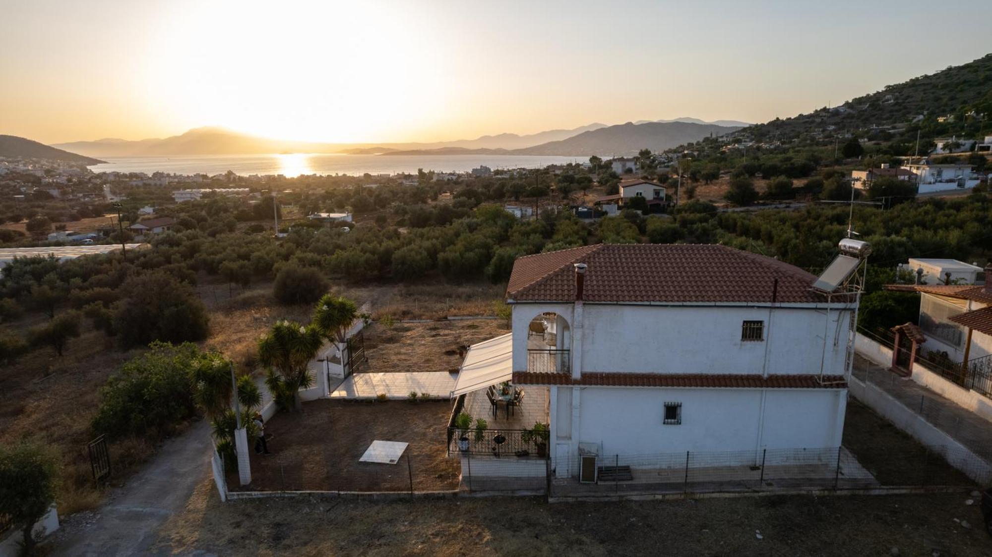 Aelia Luxury Maisonette Salamís