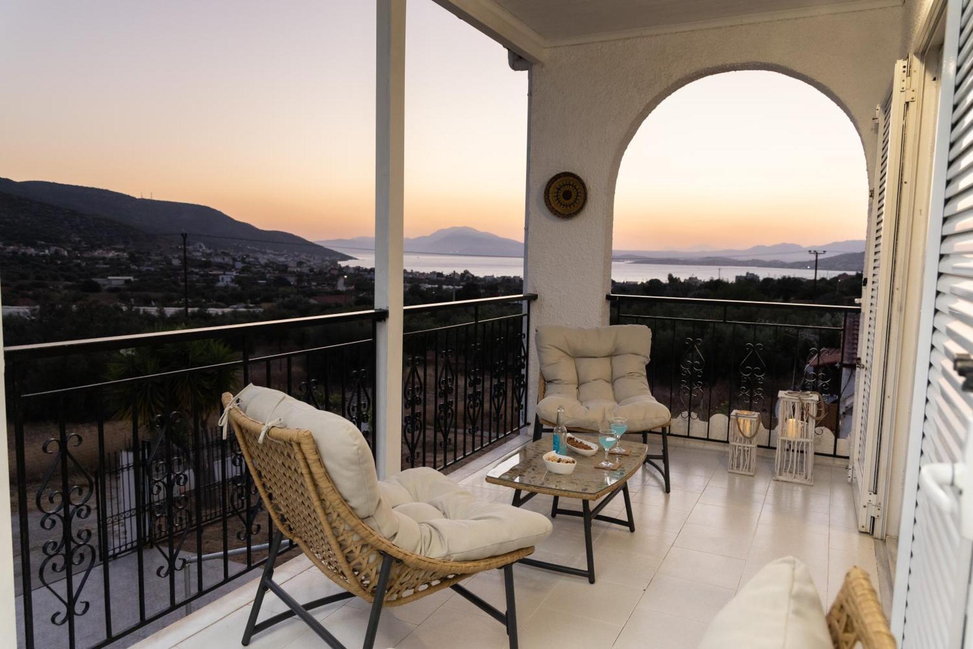 Aelia Luxury Maisonette *