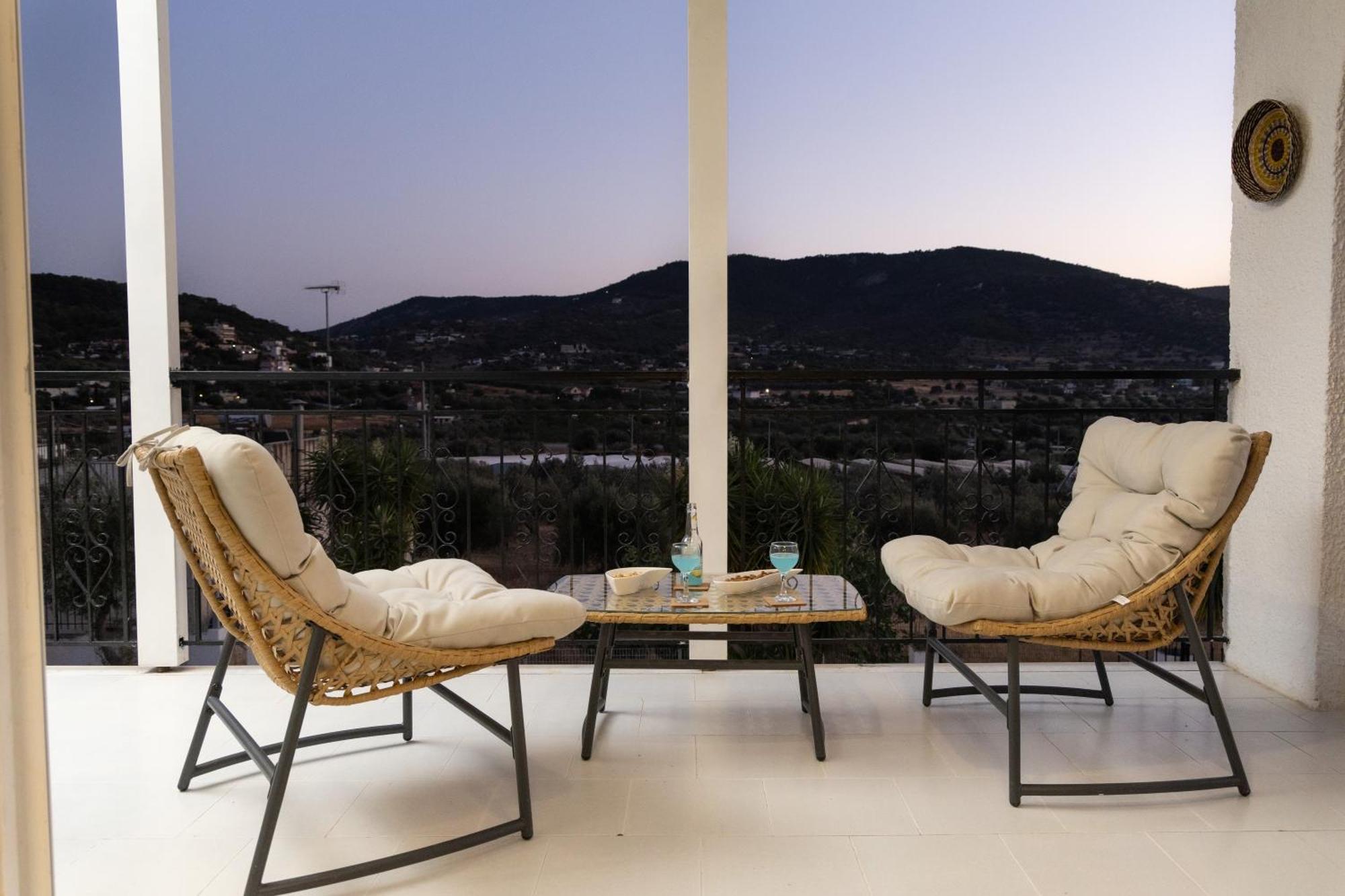 Aelia Luxury Maisonette Willa *