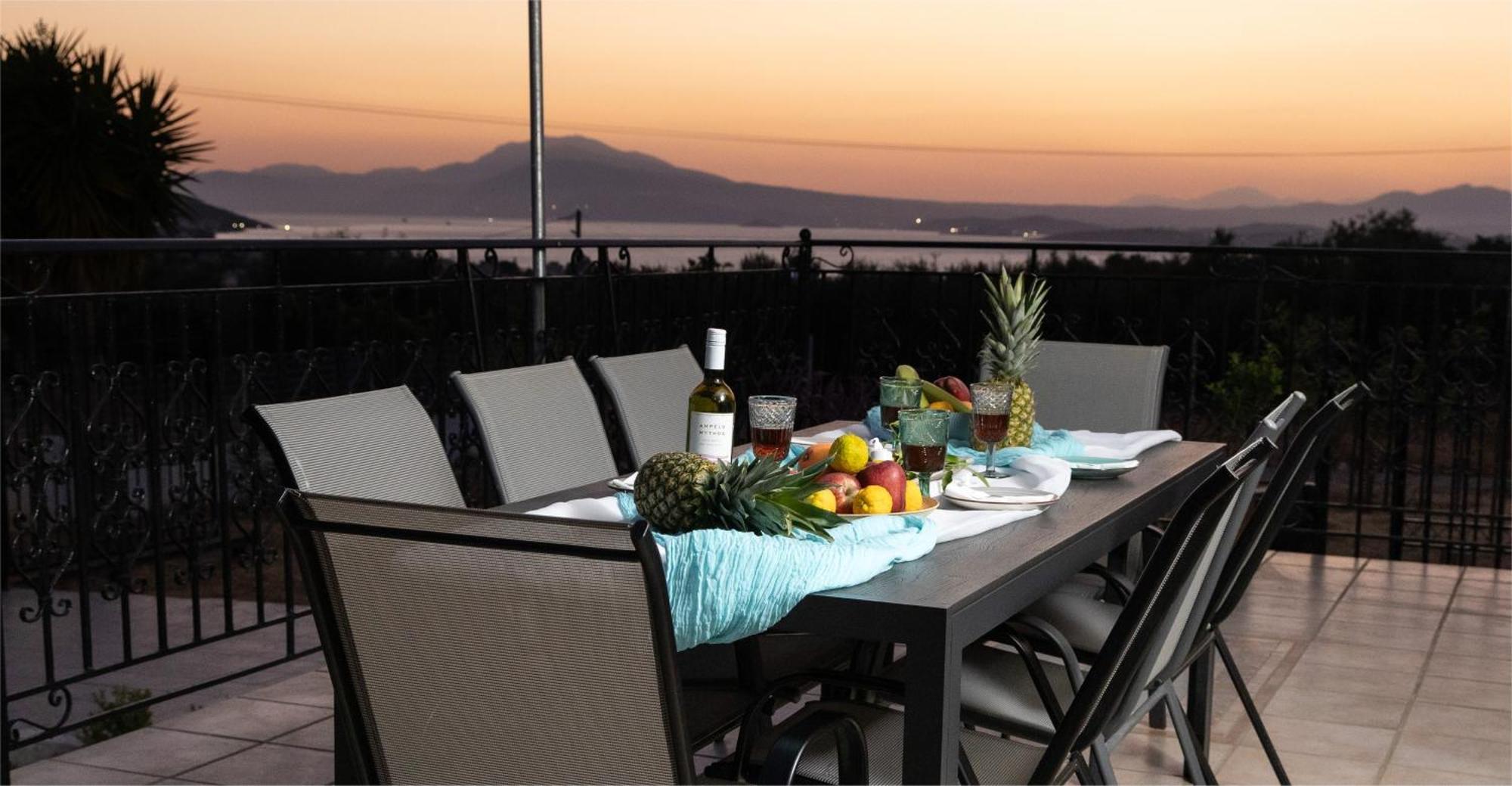Aelia Luxury Maisonette * Salamís